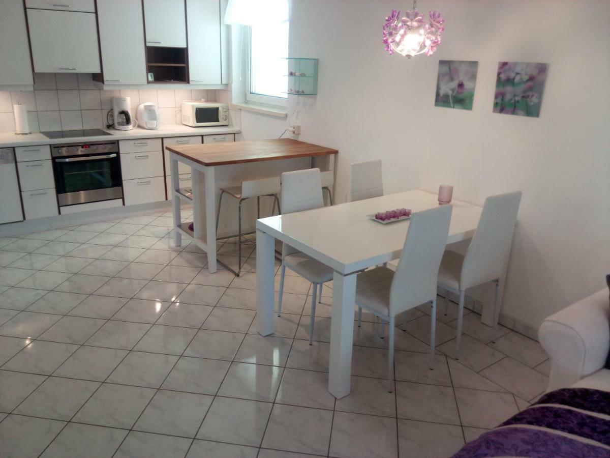 Appartement Orchidee à Wiener Neudorf Extérieur photo