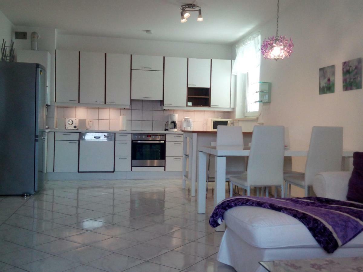Appartement Orchidee à Wiener Neudorf Extérieur photo